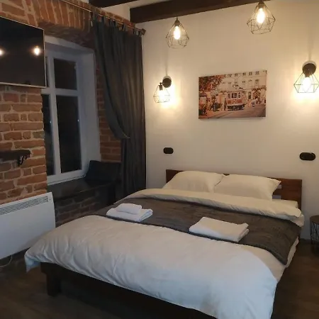 Loft з балконом в центрі львова *