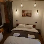 Loft з балконом в центрі львова Lviv
