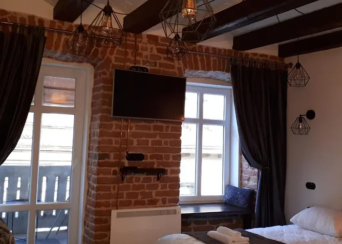 Apartamento Loft з балконом в центрі львова Leópolis