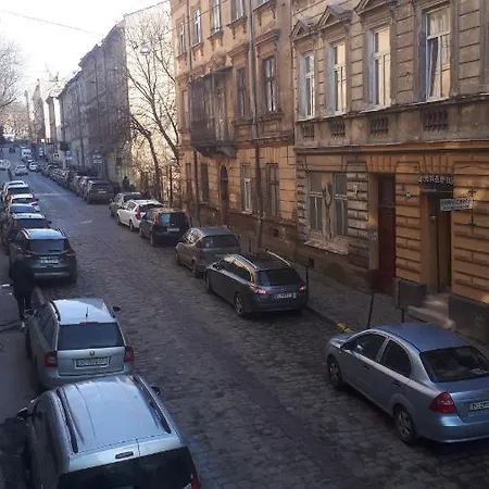 Loft з балконом в центрі львова * Lviv
